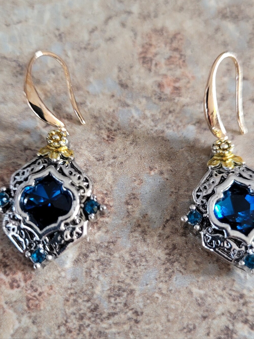 Vintage Look Blue Crystal Silver/Gold Tone Drop Earrings - Hook